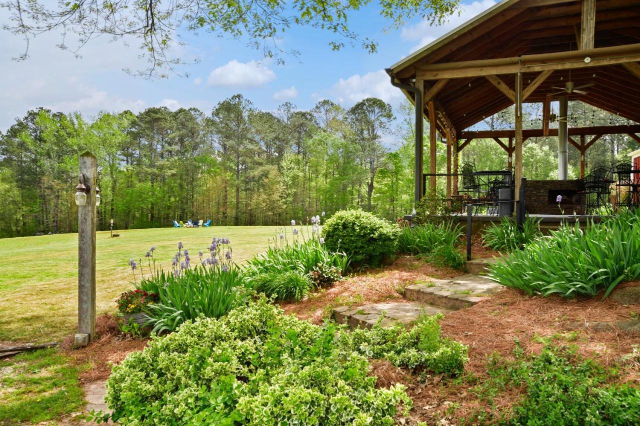 The Farmhouse Inn Buckhead Exteriér fotografie