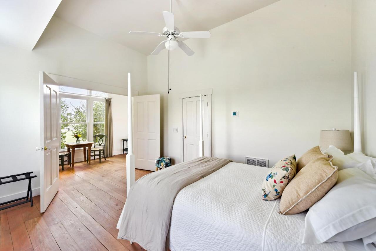 The Farmhouse Inn Buckhead Exteriér fotografie
